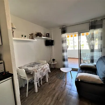 Interimmo Studio Poblat Tipic 01 Apartment Empuriabrava