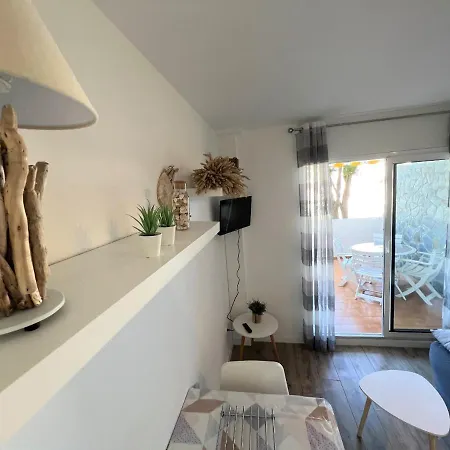 Apartment Interimmo Studio Poblat Tipic 01 Empuriabrava